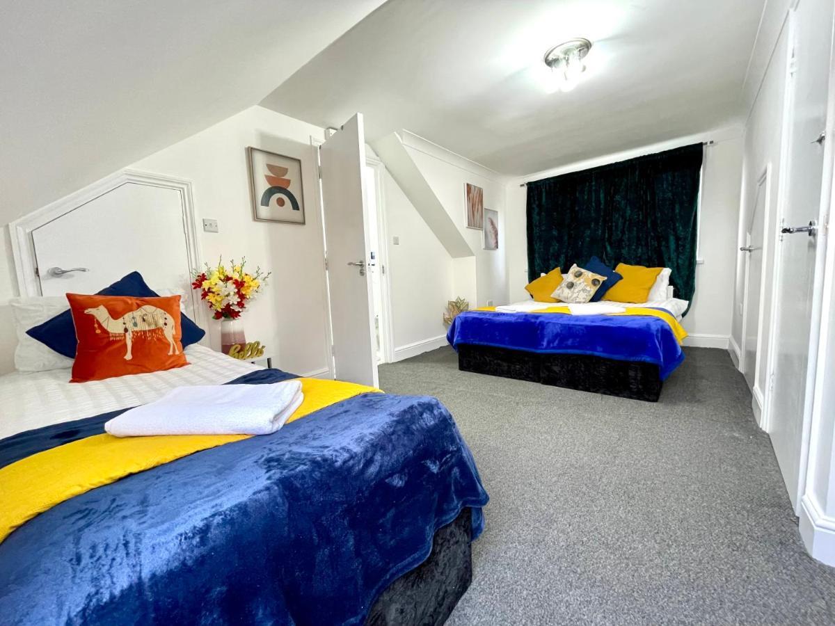 4 Bedrooms House, 3 Bathrooms , Separate Reception, Full Kitchen, Garden, Parking Londra Exterior foto