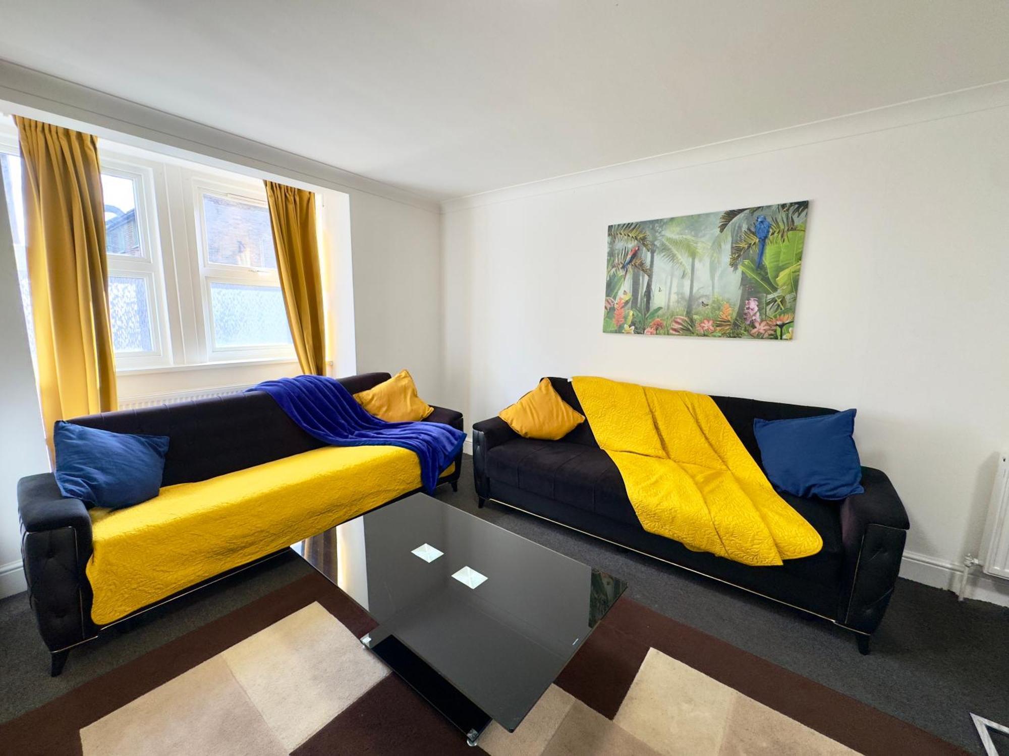 4 Bedrooms House, 3 Bathrooms , Separate Reception, Full Kitchen, Garden, Parking Londra Exterior foto