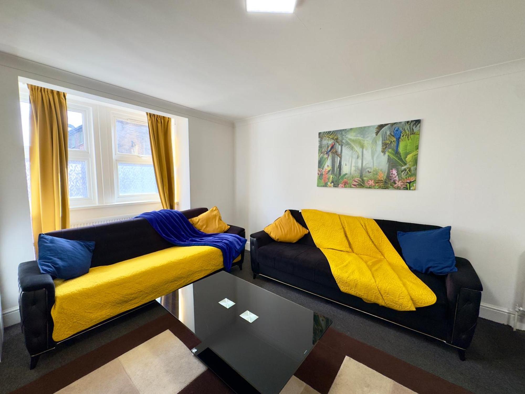 4 Bedrooms House, 3 Bathrooms , Separate Reception, Full Kitchen, Garden, Parking Londra Exterior foto