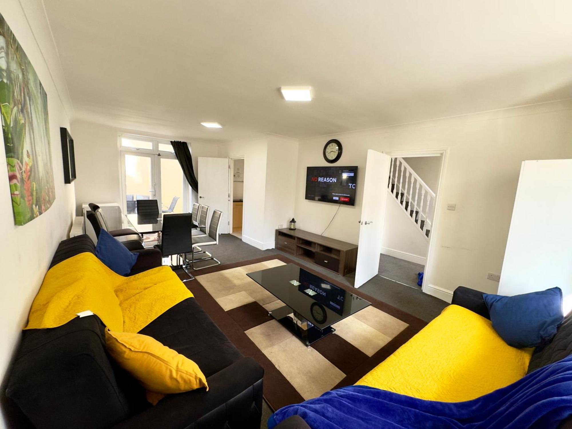 4 Bedrooms House, 3 Bathrooms , Separate Reception, Full Kitchen, Garden, Parking Londra Exterior foto